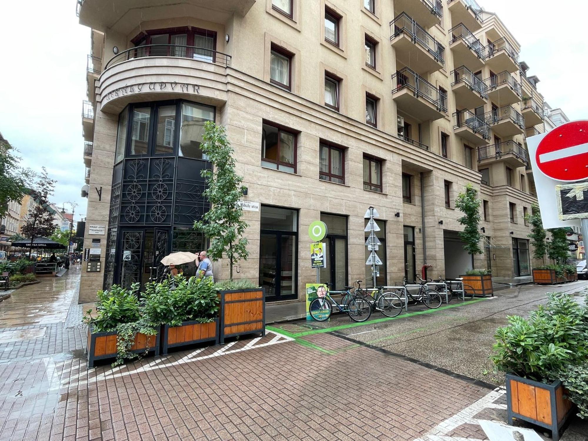 Szekely Apartment Near Deak Ferenc Square With Free Parking In Garage Budapesta Exterior foto